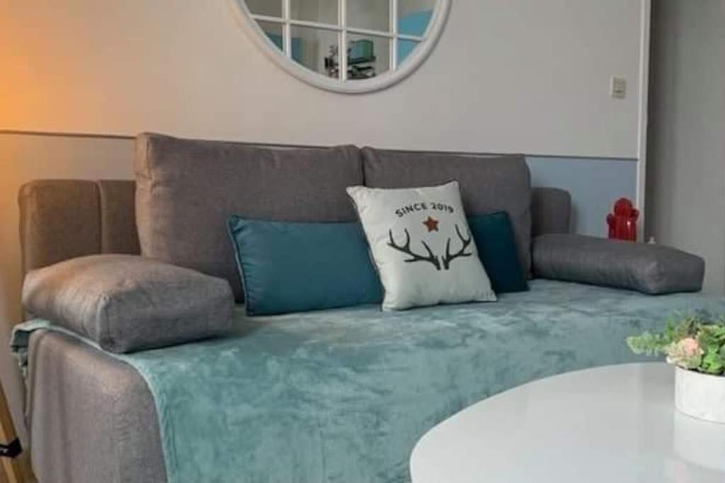 Holiday home 38 Maison Entiere,place De Parking Et Garage Pour Moto Velo A La Demande Dunkirk